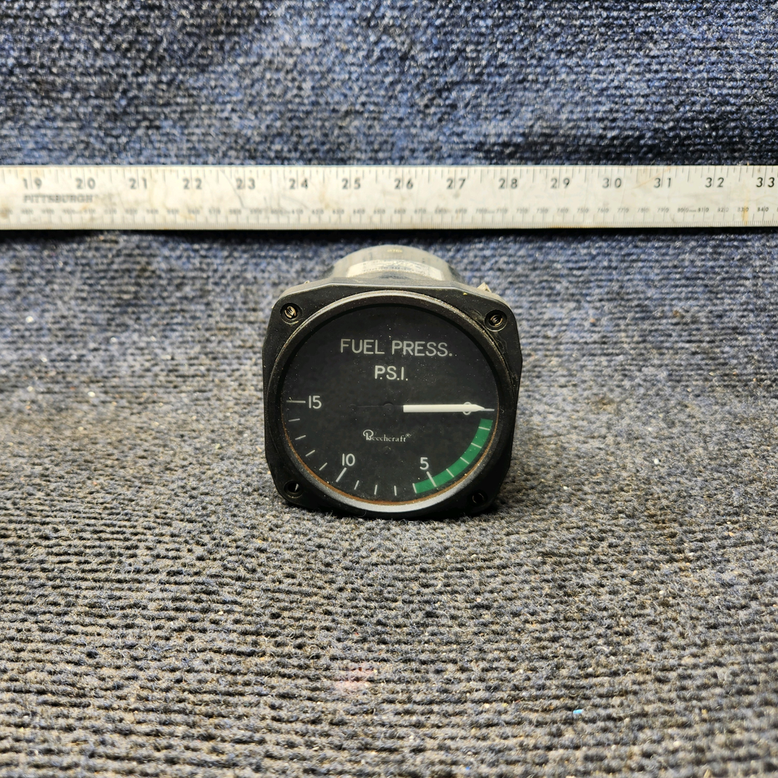Used aircraft parts for sale, 6040-F6 United Instruments Beechcraft C23 SUNDOWNER Fuel Pressure Gauge Indicator