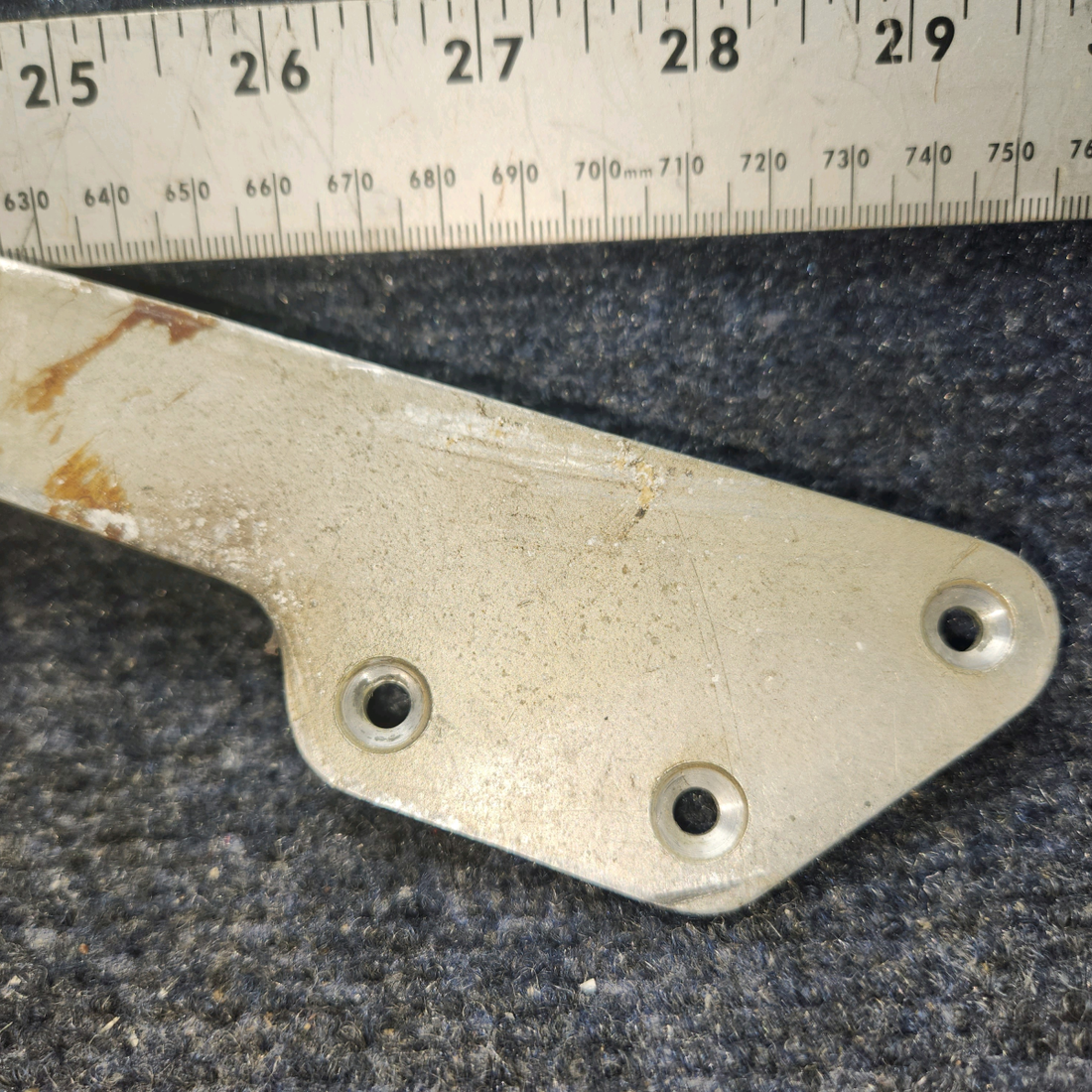 Used aircraft parts for sale, 002-410055-37 Beechcraft BEECHCRAFT 95-55B Nose Baggage Door Hinge Assembly