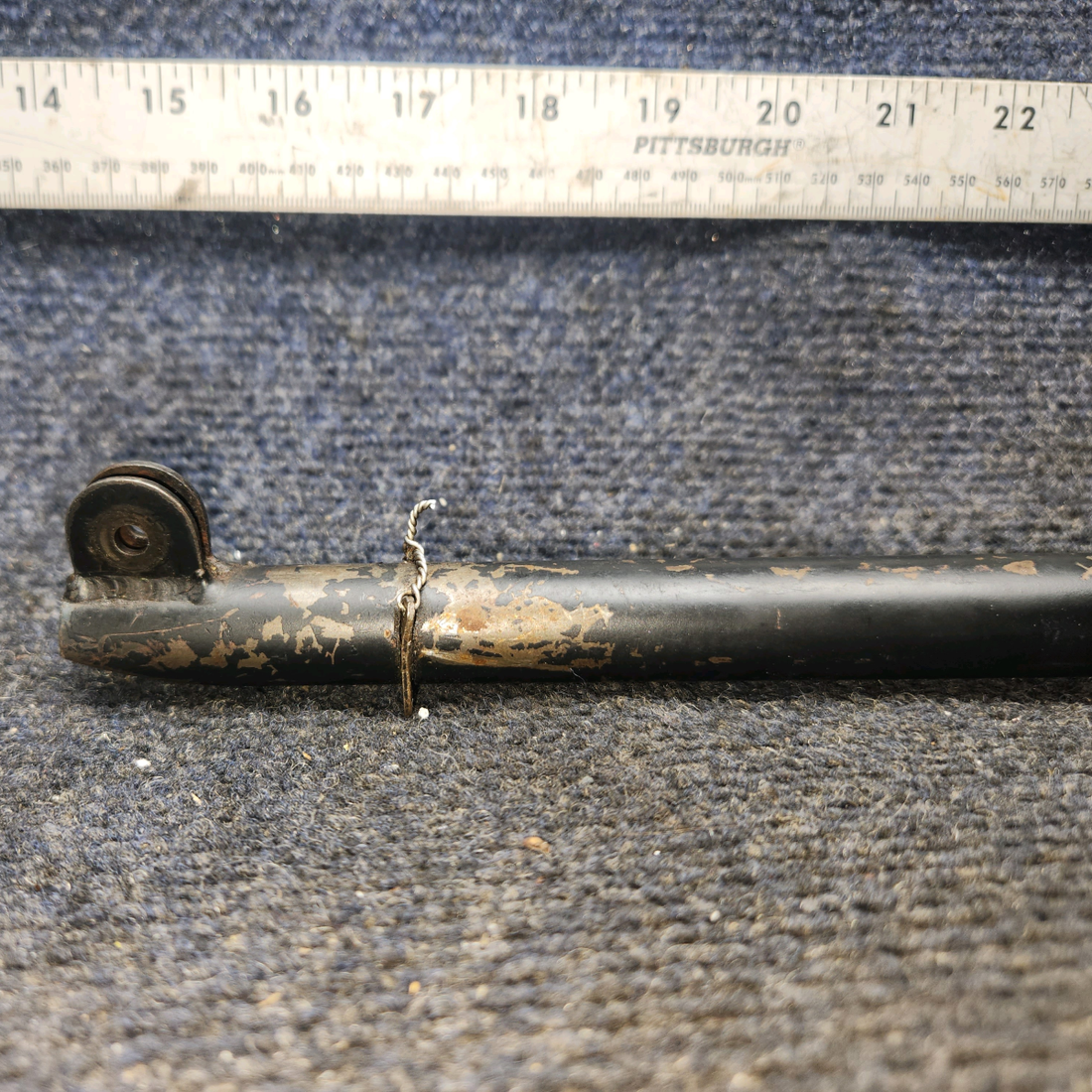 Used aircraft parts for sale, 62829-003 Piper PA28-140 Rudder Trim Shaft Assy