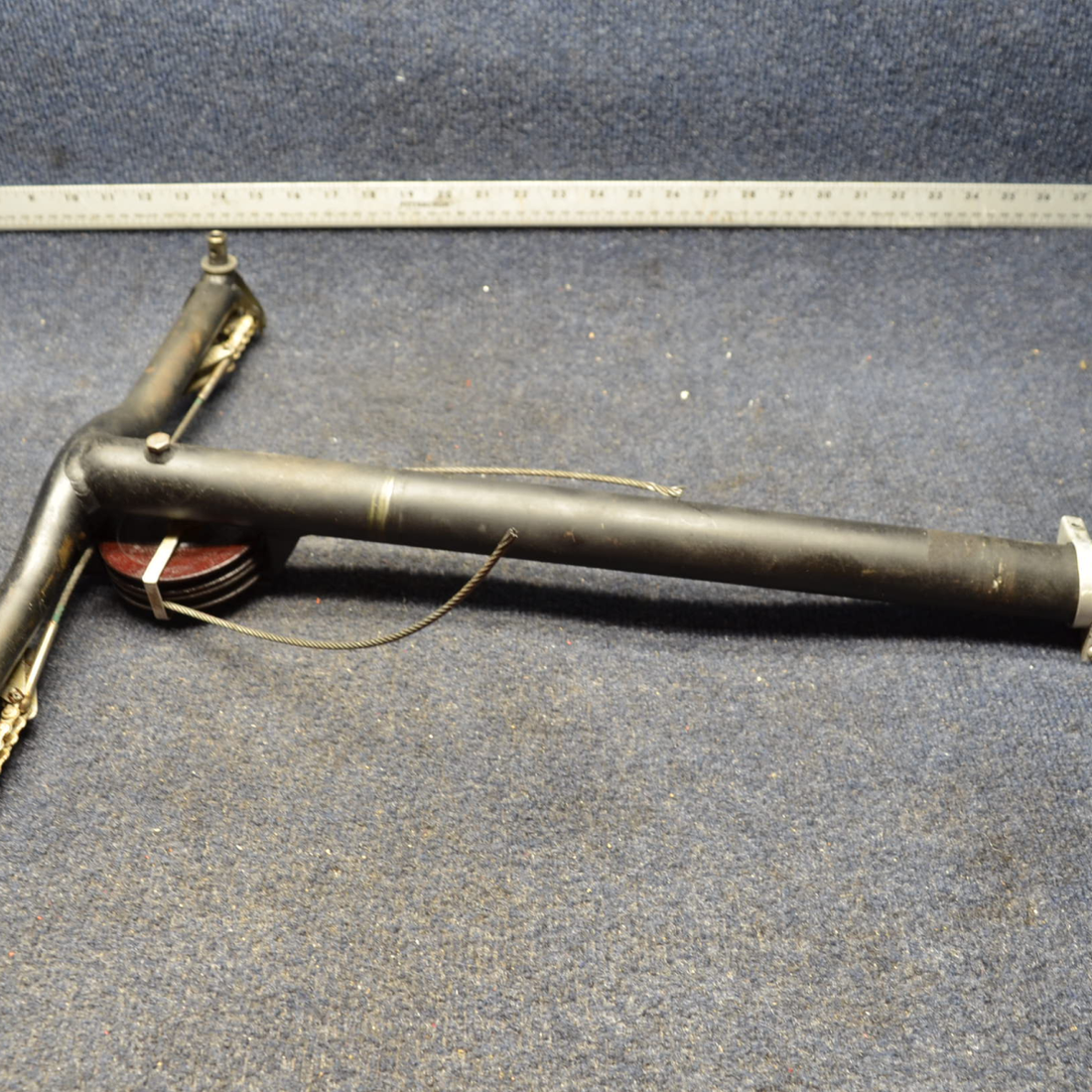 Used aircraft parts for sale, 0411221-4 Cessna C175 CONTROL T COLUMN ASSEMBLY
