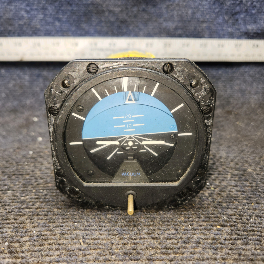 Used aircraft parts for sale, 37570-1002 EDO- AIRE 5000L-8 cessna 150G Attitude Gyro G-519B-1