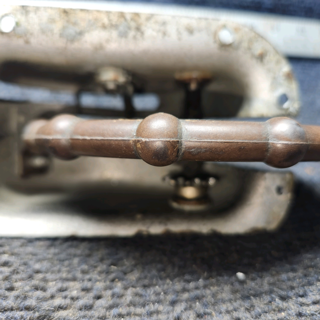 Used aircraft parts for sale, 0510127, 0411419 Cessna 172 E Elevator Tab Control Wheel Assembly with Cover