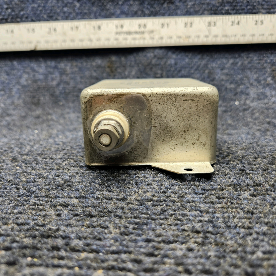 Used aircraft parts for sale, 880014-501 MOONEY M20J CAPTOR RF FILTER (VOLTS: 50, AMPS: 80)