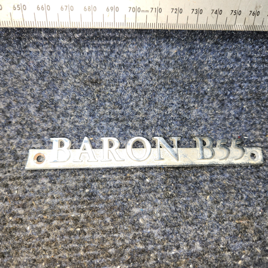 Used aircraft parts for sale, EMBLEM SET BEECHCRAFT 95-55B Emblem Set – Beechcraft Baron B55