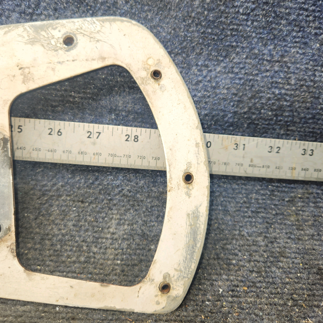 Used aircraft parts for sale, 0441187-1 cessna 150G Main Gear Plate Assembly – LH