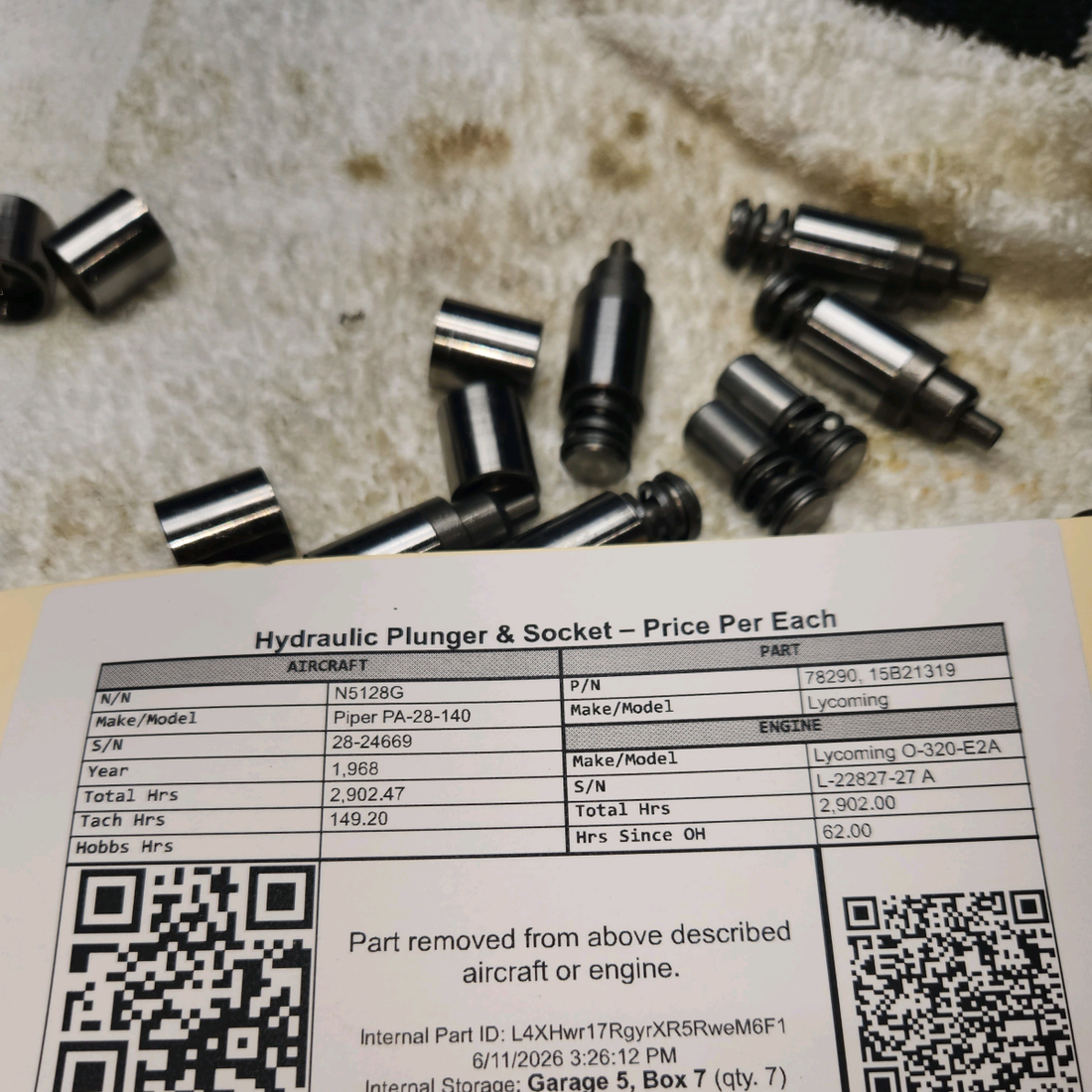Used aircraft parts for sale, 78290, 15B21319 Lycoming Piper PA-28-140 Hydraulic Plunger & Socket