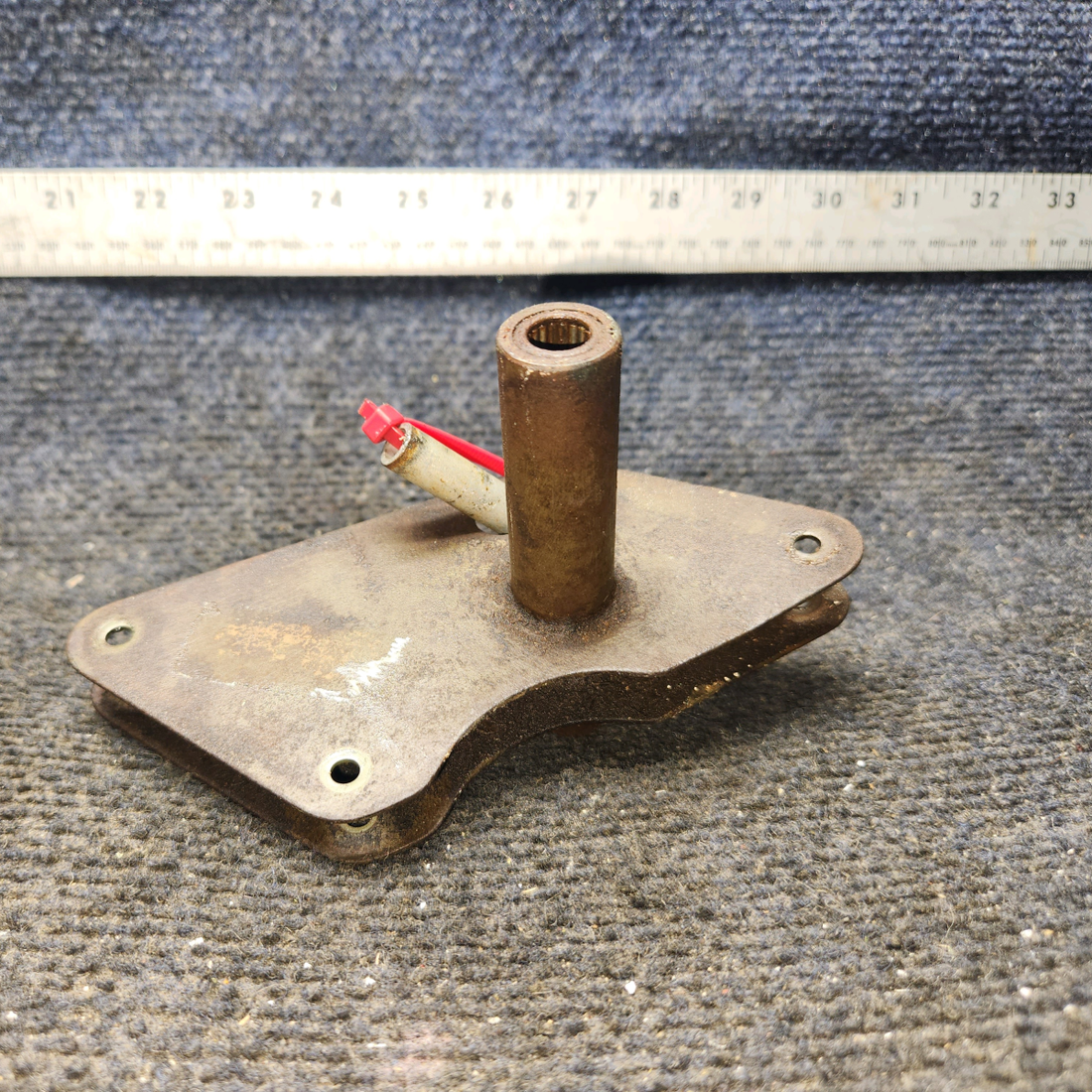 Used aircraft parts for sale, 0523223 Cessna 172F Aileron Bellcrank Assembly - LH