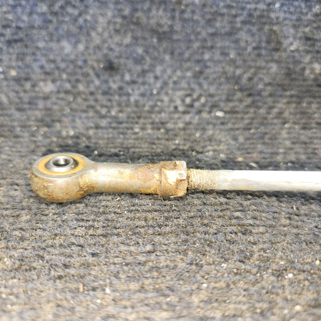Used aircraft parts for sale, 0523537-2 cessna 150G Flap Push-Pull Rod Assembly