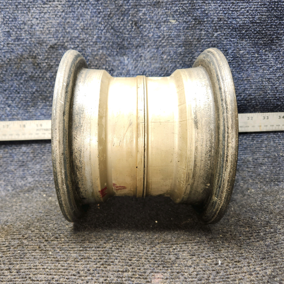 Used aircraft parts for sale, 40-86B Cleveland 40-86B Piper PA28-161 Wheel Assembly