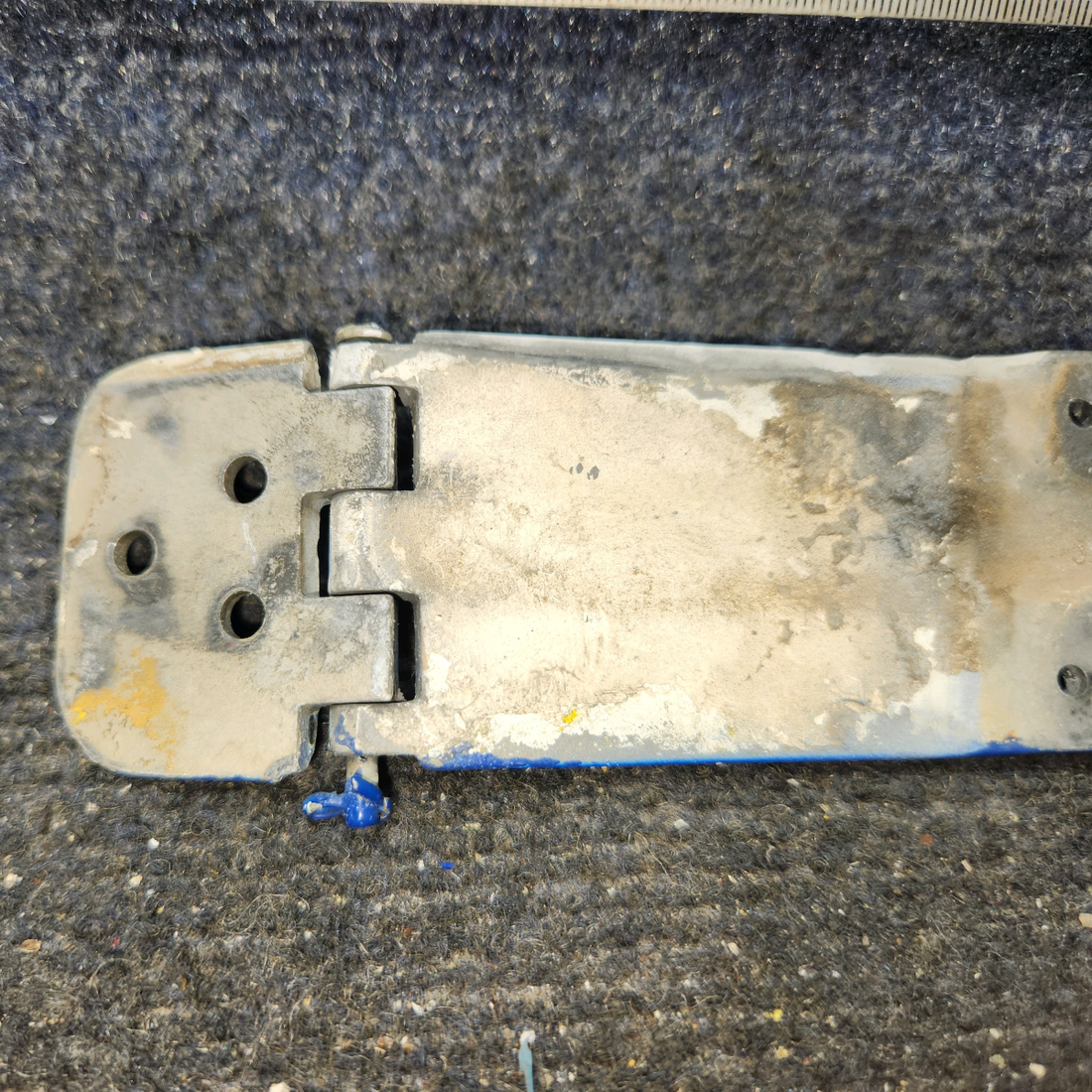 Used aircraft parts for sale, 0711037-14, 0711037-16 Cessna 182G Cabin Door Upper Hinge RH with Pin