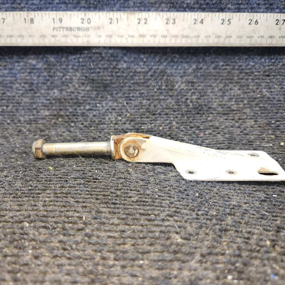 Used aircraft parts for sale, 79475-007 piper PA-28-181 Upper Cabin Door Hinge Assembly
