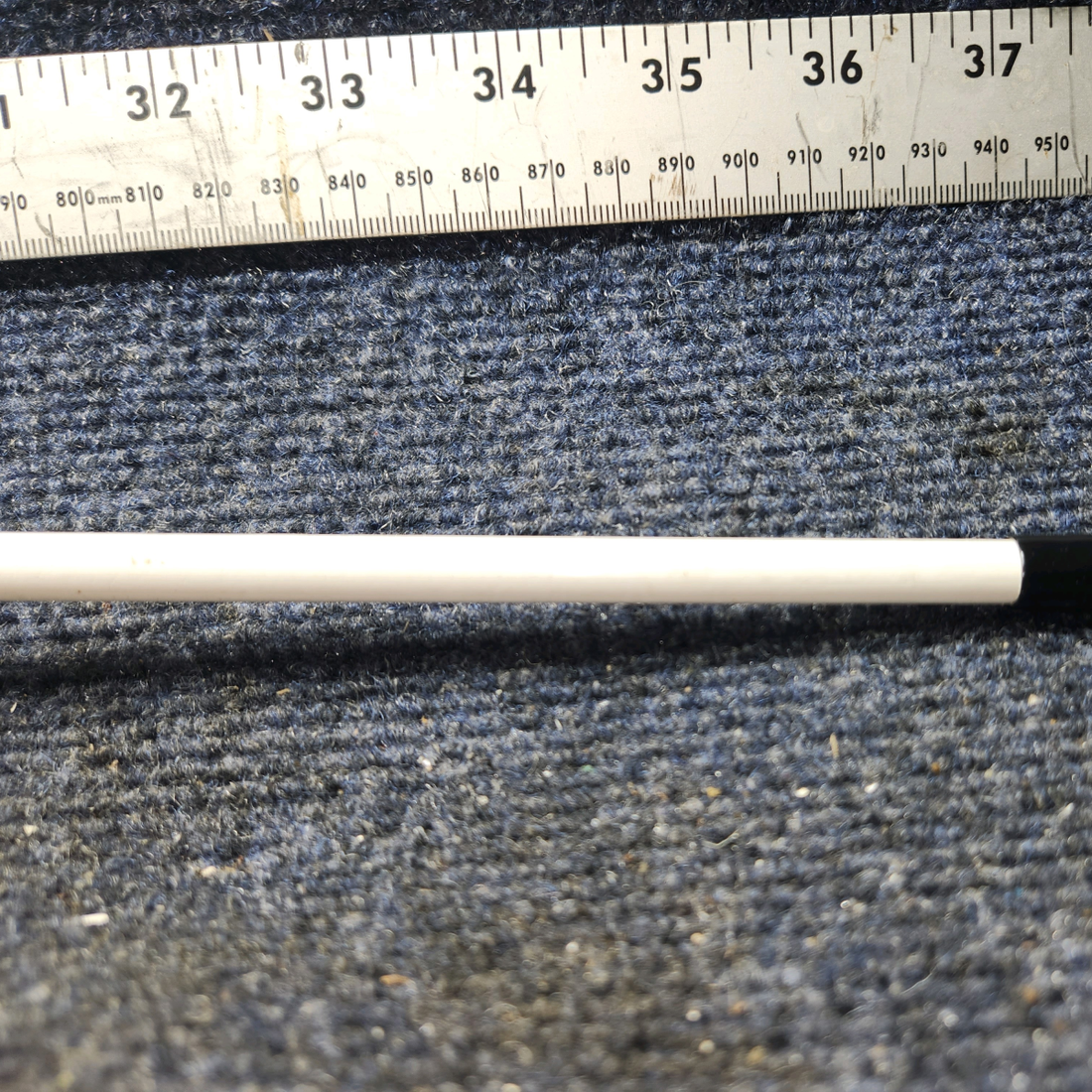 Used aircraft parts for sale, CI-121 Comant Industries Inc Cessna 172 VHF Communication Antenna