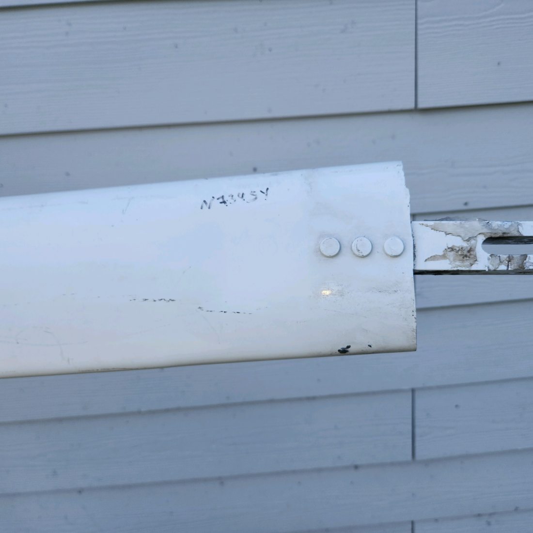 Used aircraft parts for sale, 0523606-18 cessna 172N Wing Strut Assembly – RH
