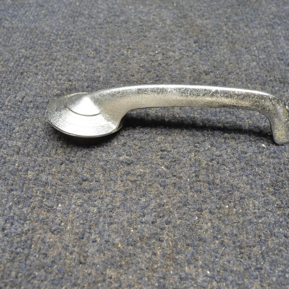 Used aircraft parts for sale, 0511303-1 Cessna C175 CABIN DOOR HANDLE INDSIDE DOOR- PRICE PER EACH
