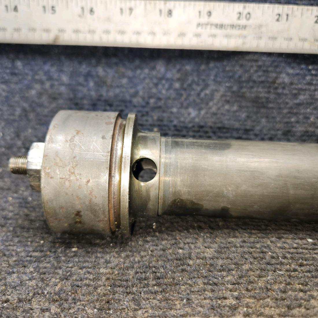 Used aircraft parts for sale, 0543000-27 cessna 150G Orifice Piston Support Assembly
