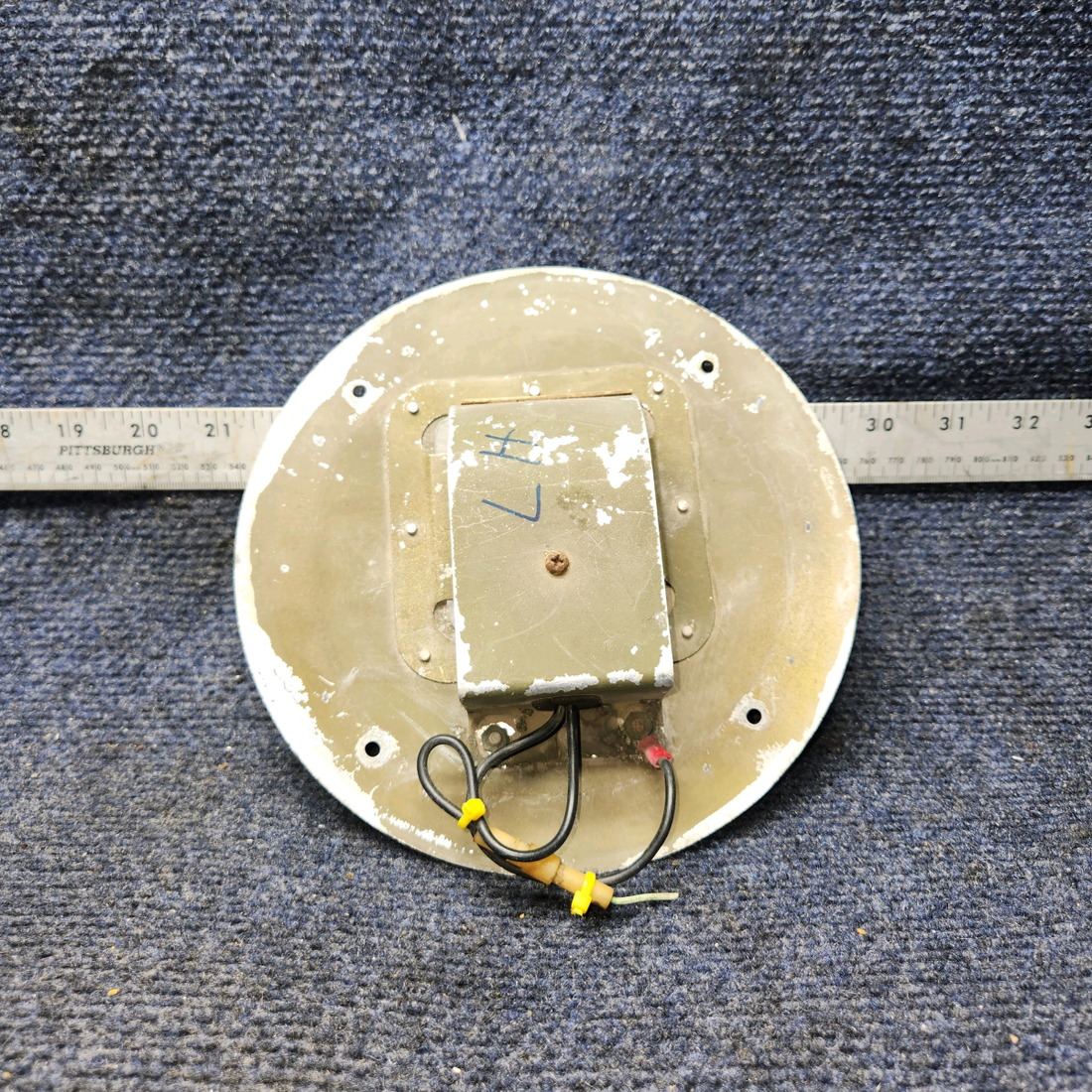 Used aircraft parts for sale, 0521101-2 Cessna 172RG Courtesy Light Plate  Assy