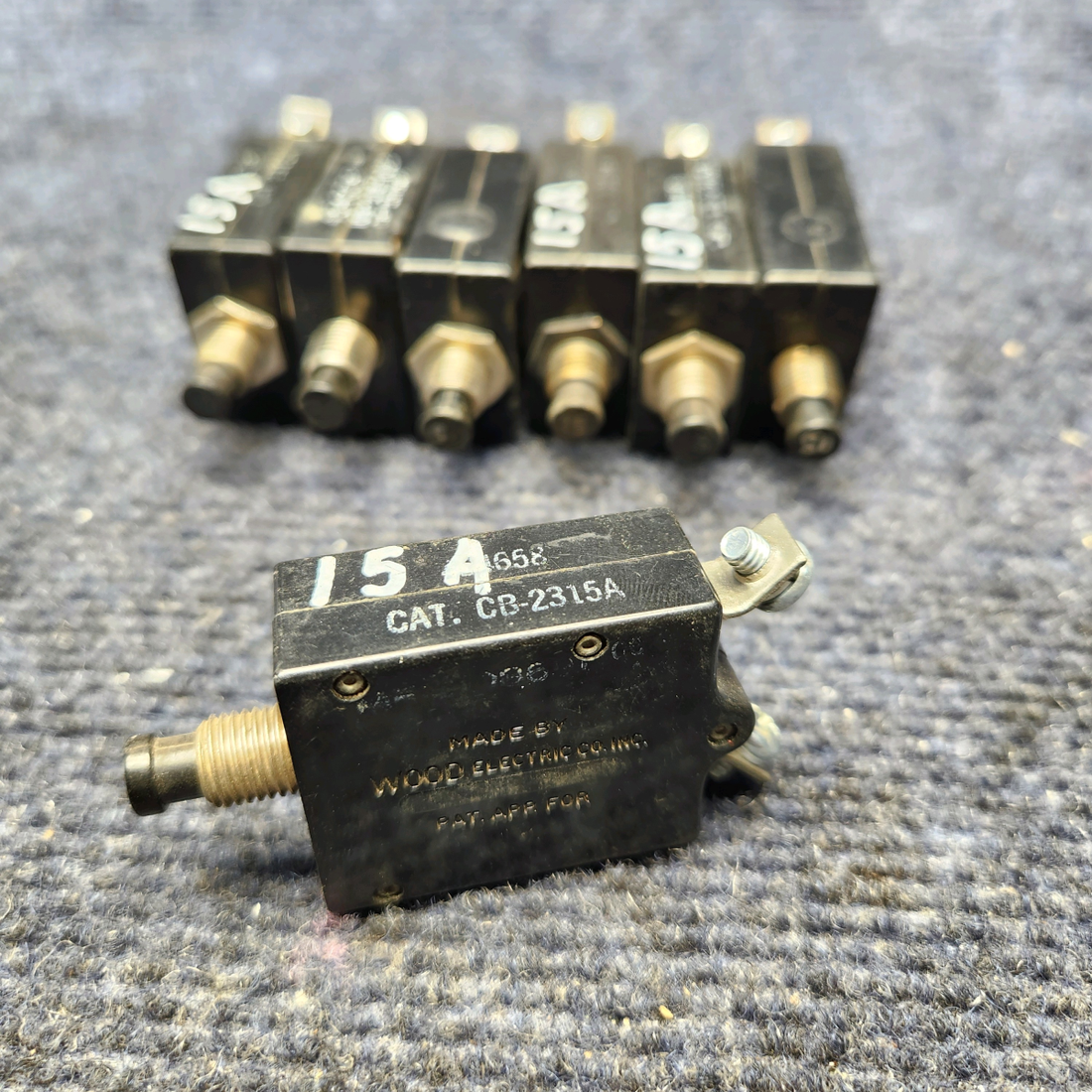 Used aircraft parts for sale, CB-2315A Wood Electric PUSH TO RESET CIRCUIT BREAKER "PRICE PER EACH"