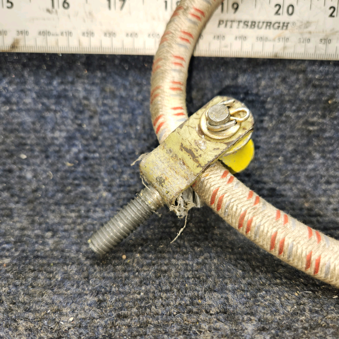 Used aircraft parts for sale, 20845-000 /  18081-000 / 31322-07 PIPER PA-24-250 Bungee - Roller - Bracker.