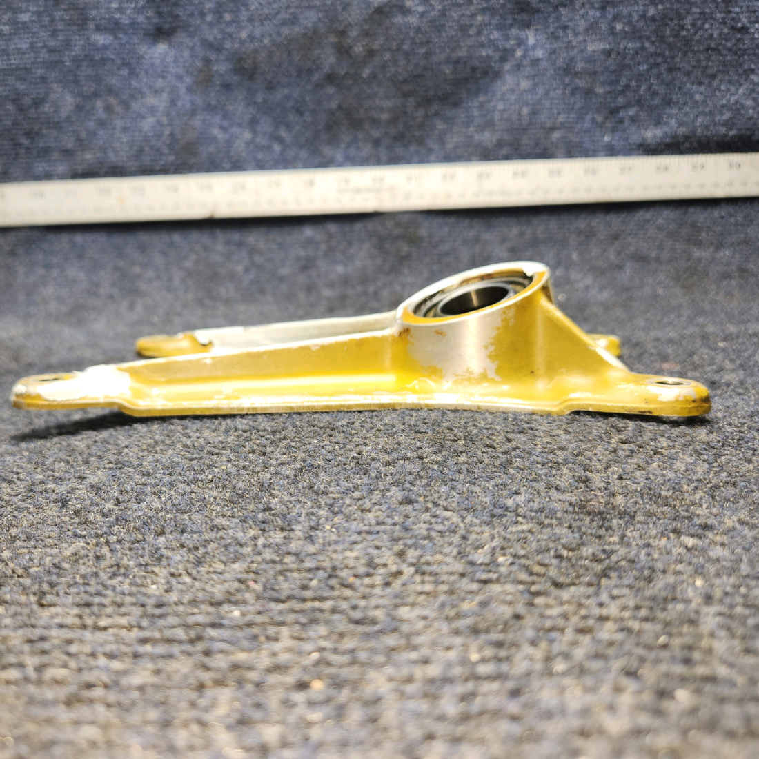 Used aircraft parts for sale, 20757-001 PIPER PA-24-250 Forward Main Gear Attach Fitting RH