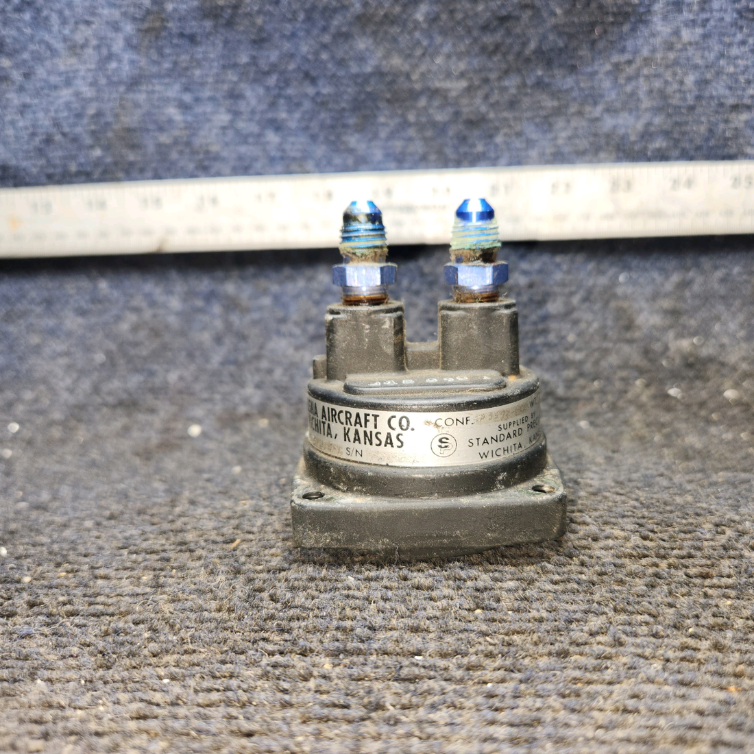 Used aircraft parts for sale, S1414-N1 Standard Precision cessna 150G Suction Indicator