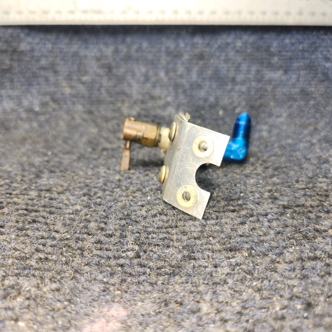 Used aircraft parts for sale, 96143-000 Piper PA28-161 Static Air Vent Valve Assembly