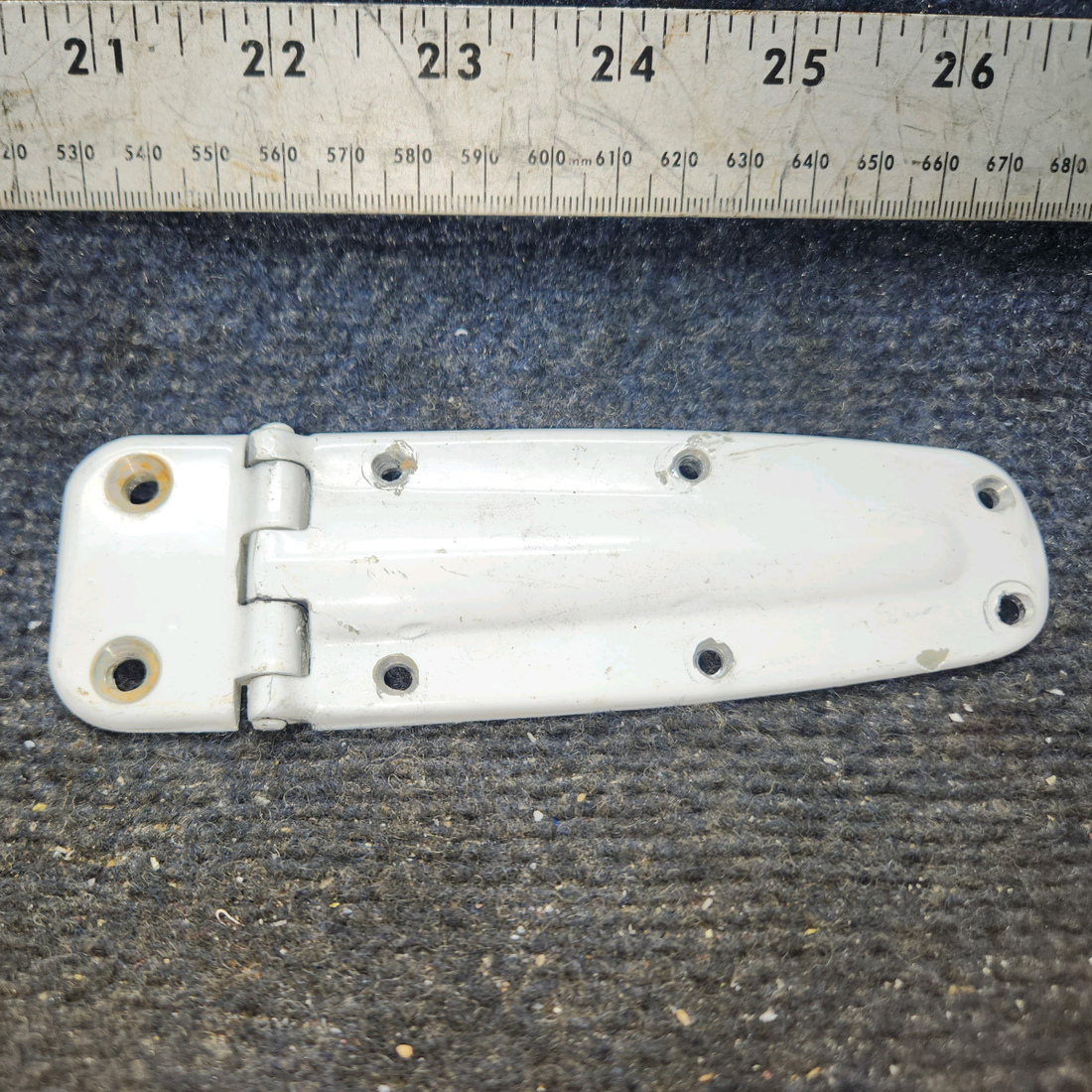 Used aircraft parts for sale, 0413426-3 cessna 150G Hinge Assembly – LH Upper & RH Lower