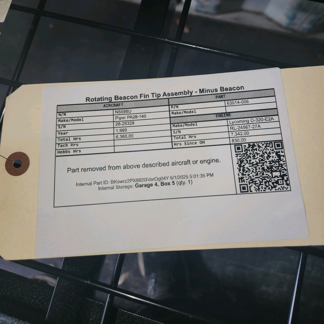 Used aircraft parts for sale, 63514-006 Piper PA28-140 Rotating Beacon Fin Tip Assembly - Minus Beacon
