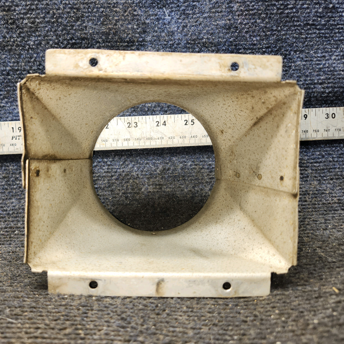 Used aircraft parts for sale, 0550334-1 cessna 172N Duct Assembly Cooler