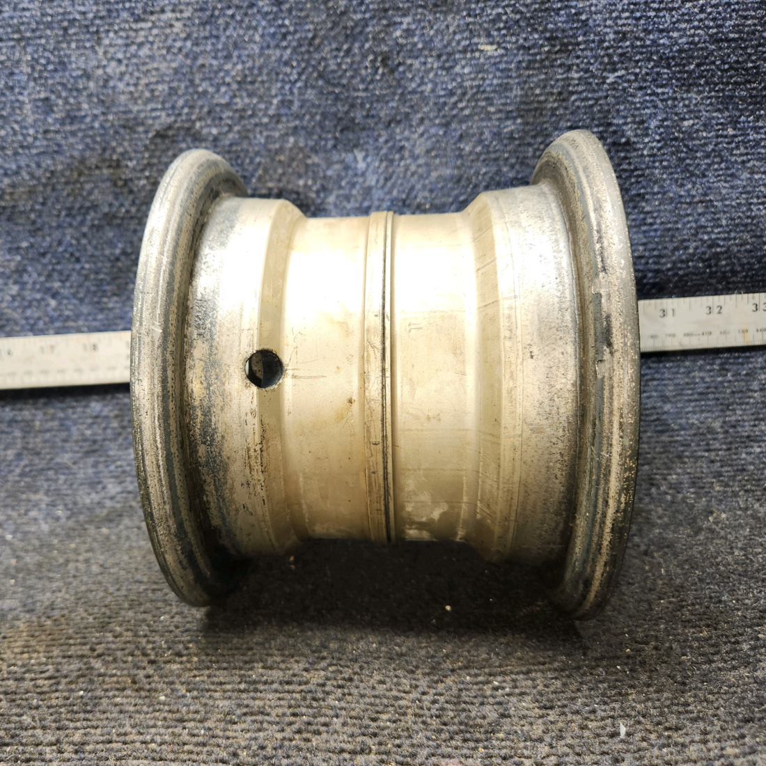 Used aircraft parts for sale, 40-86B Cleveland 40-86B Piper PA28-161 Wheel Assembly