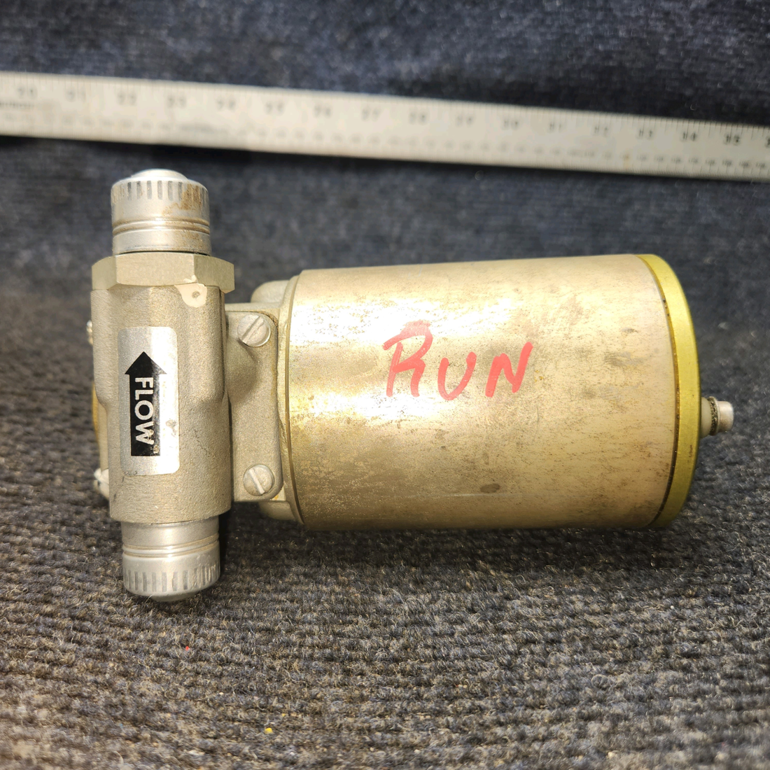 Used aircraft parts for sale, 2B6-9 Airborne Electric Fuel Pump 12V