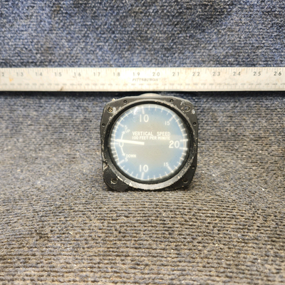 Used aircraft parts for sale, 7000 United Instruments piper PA-28-181 Vertical Speed Indicator