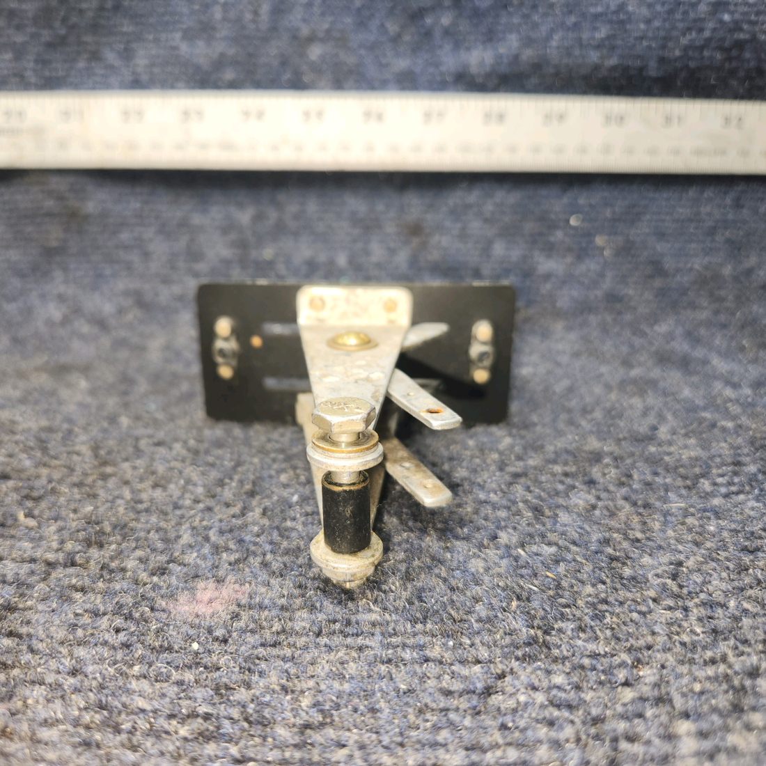 Used aircraft parts for sale, 67390-00 Piper PA28-140 Heat Defroster Ctrl Assy w/ Placard & Knob.