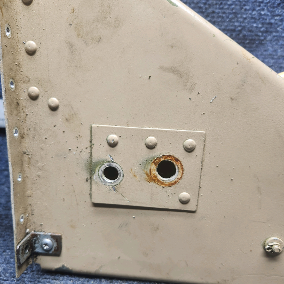 Used aircraft parts for sale, 169-524000-601 Beechcraft A23A Musketeer Custom III STABILATOR TAB CONTROL MECHANISM W/ CABLE