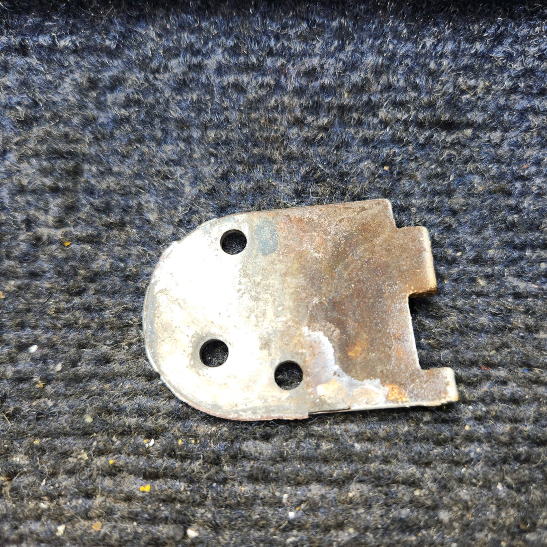 Used aircraft parts for sale, 0511237-1 Cessna C175 Hinge Half Assembly Upper - LH (Pilot Side)