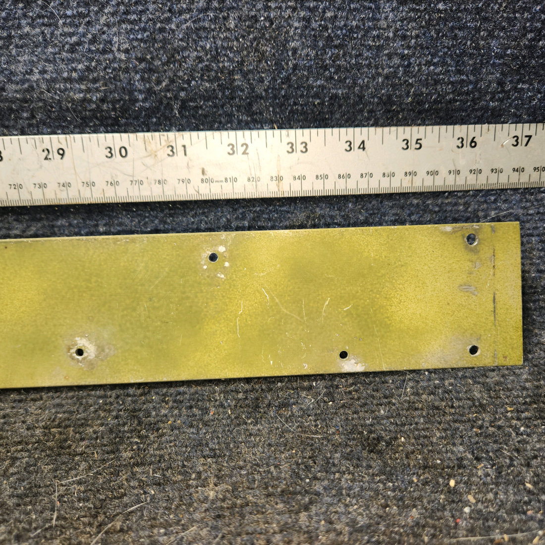 Used aircraft parts for sale, MC0511243-4 cessna 172N Seat Rail – Inboard LH