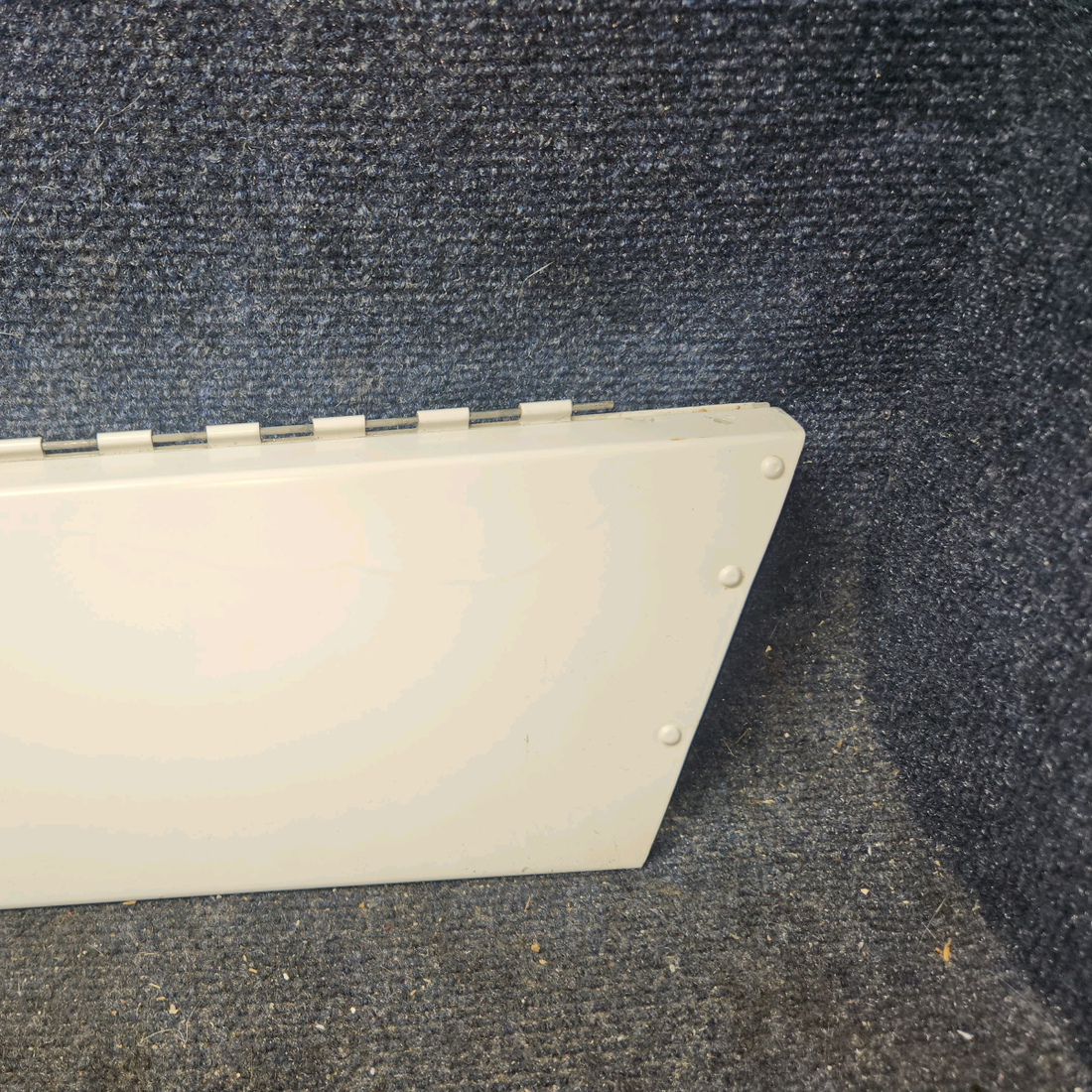 Used aircraft parts for sale, 0432001-5 cessna 150G Elevator Trim Tab Assembly