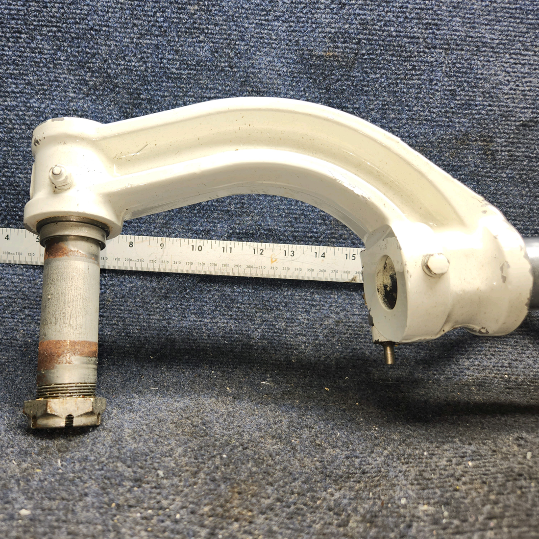 Used aircraft parts for sale, 36-820020-3 BEECHCRAFT 95-55B Nose Gear Assy