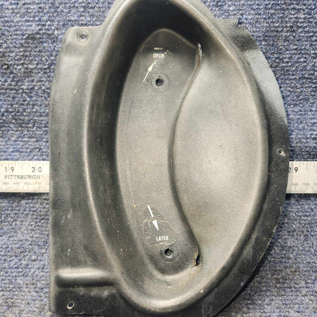 Used aircraft parts for sale, 79542-006 PIPER PA28RT-201 Door Latch Pan