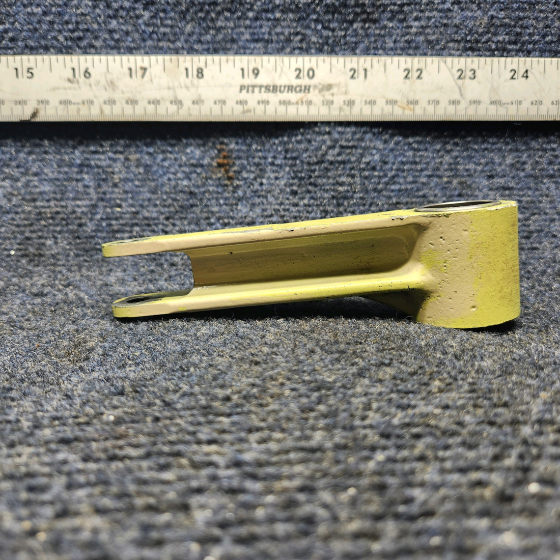 Used aircraft parts for sale, 002-820011-1 Beechcraft F33A NOSE GEAR RETRACT IDLER ARM ASSEMBLY