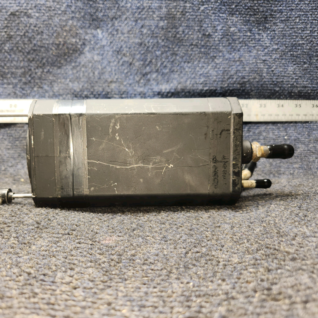 Used aircraft parts for sale, 4000D-2 EDO-AIRE 4000D-2 Piper PA28-161 Directional Gyro