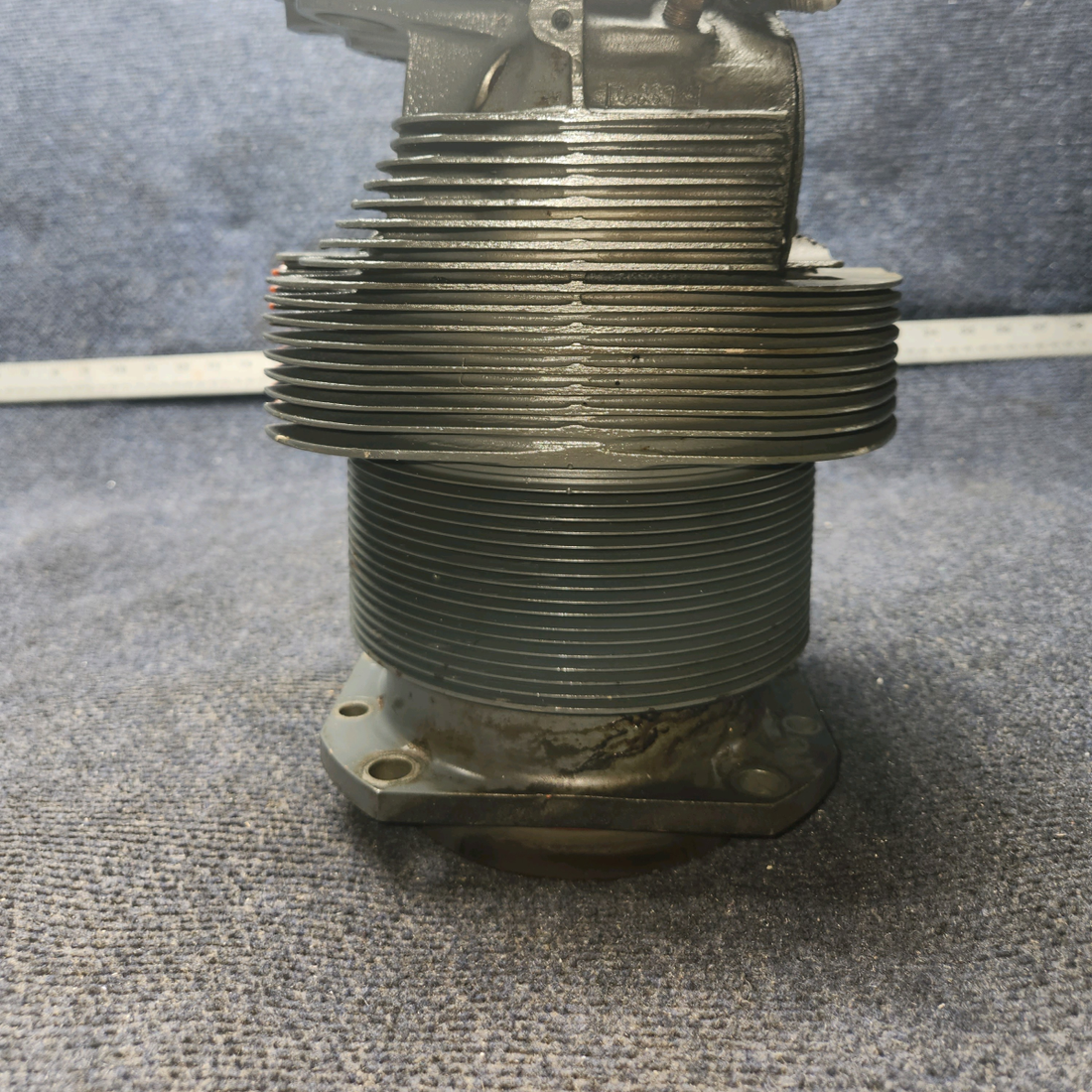 Used aircraft parts for sale, LW-12416 Lycoming O-320-D2A Piper PA28-140 Cylinder Wide Deck Chrome with High-Compression Piston