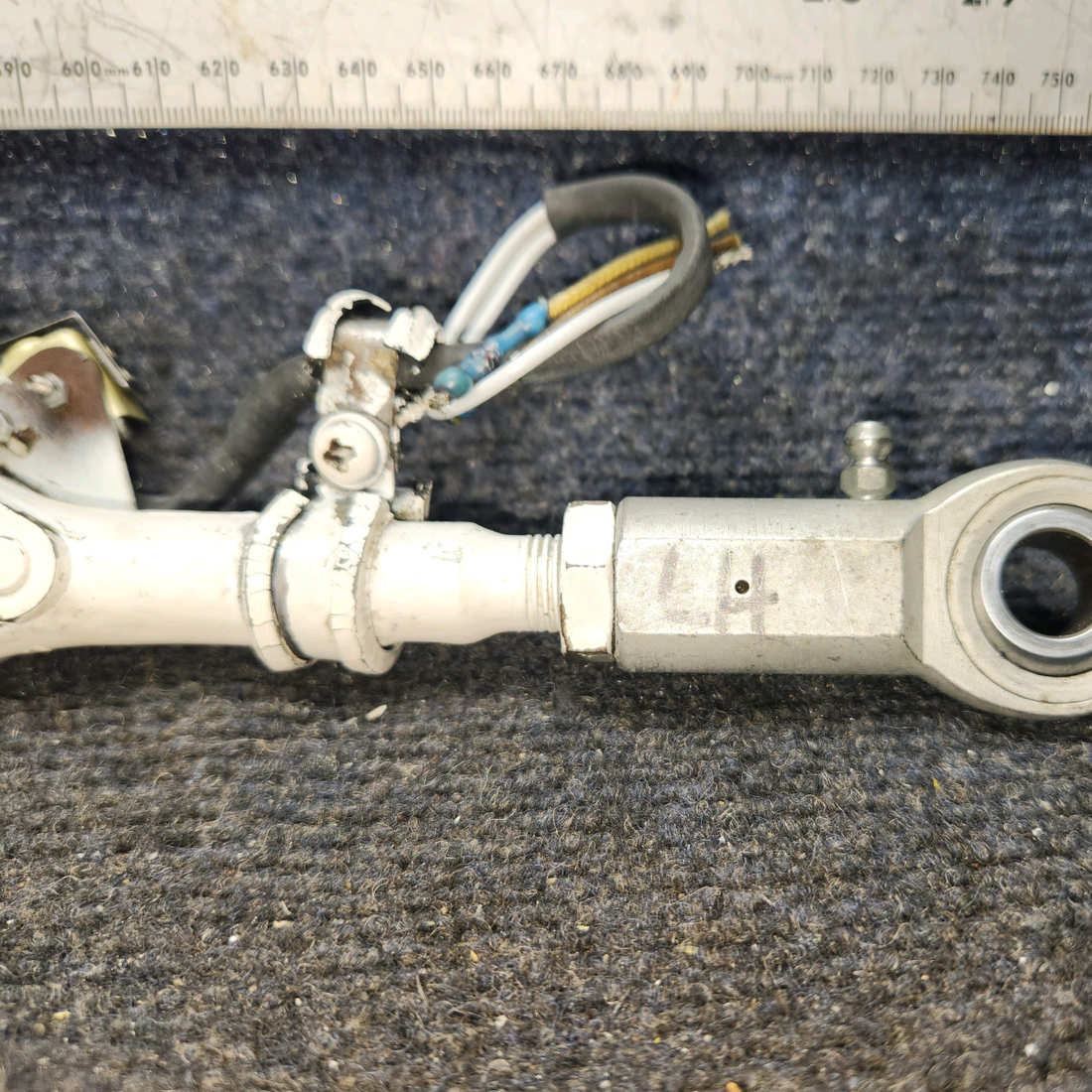 Used aircraft parts for sale, 67797-005 Piper PA32RT-300 Link Assembly Main Gear Truss with Switch - LH (14-28V)