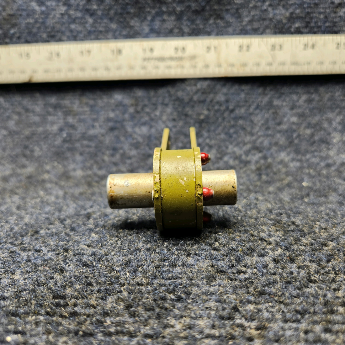 Used aircraft parts for sale, 913031-000 Mooney M20J ELEVATOR BELLCRANK BRACKET