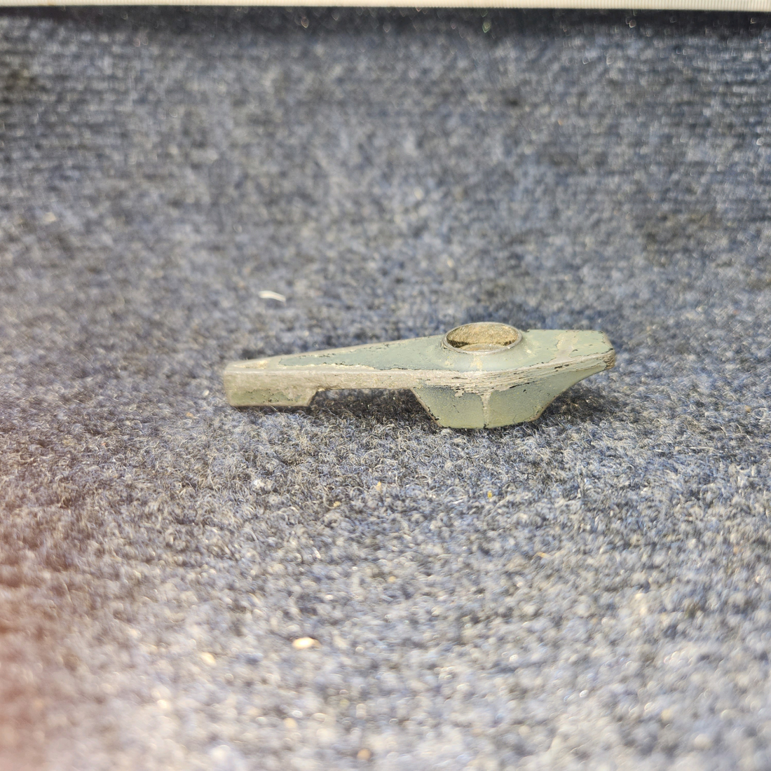 Used aircraft parts for sale, 0411803-3 Cessna C-150J Fuel Shut-Off Valve Handle