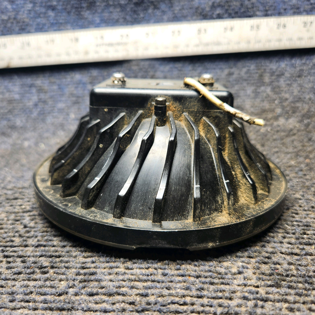 Used aircraft parts for sale, LSM-SCD-039-1 Whelen Beechcraft 35-33 LED Landing-Taxi Light