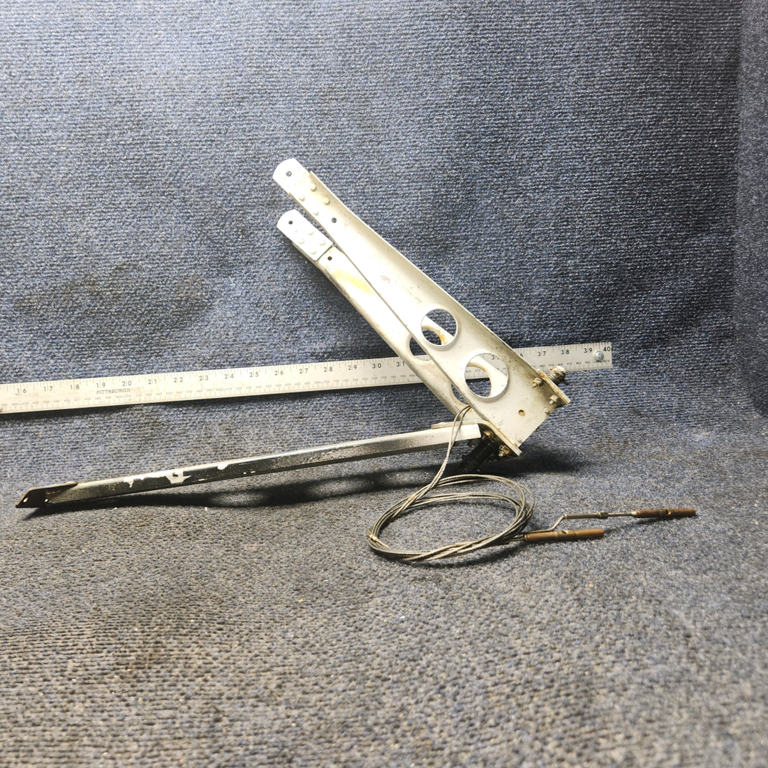 Used aircraft parts for sale, 65244-000, 65245-000, 65246-000 Piper PA28-161 Stabilator Trim Control and Shaft