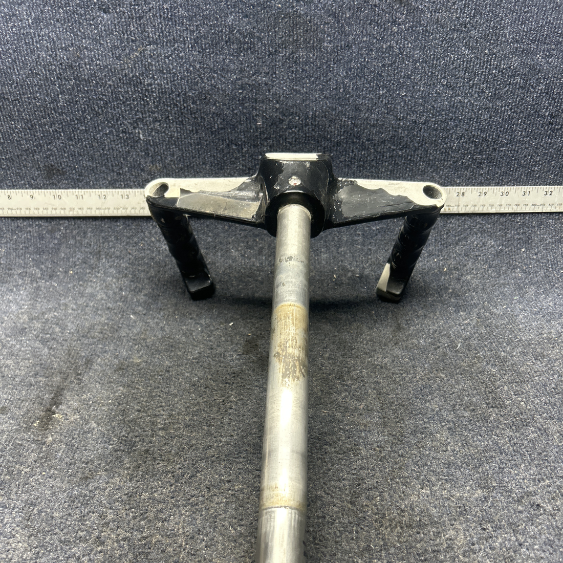 Used aircraft parts for sale, 79276-000 PIPER PA28-140 WHEEL ASSEMBLY