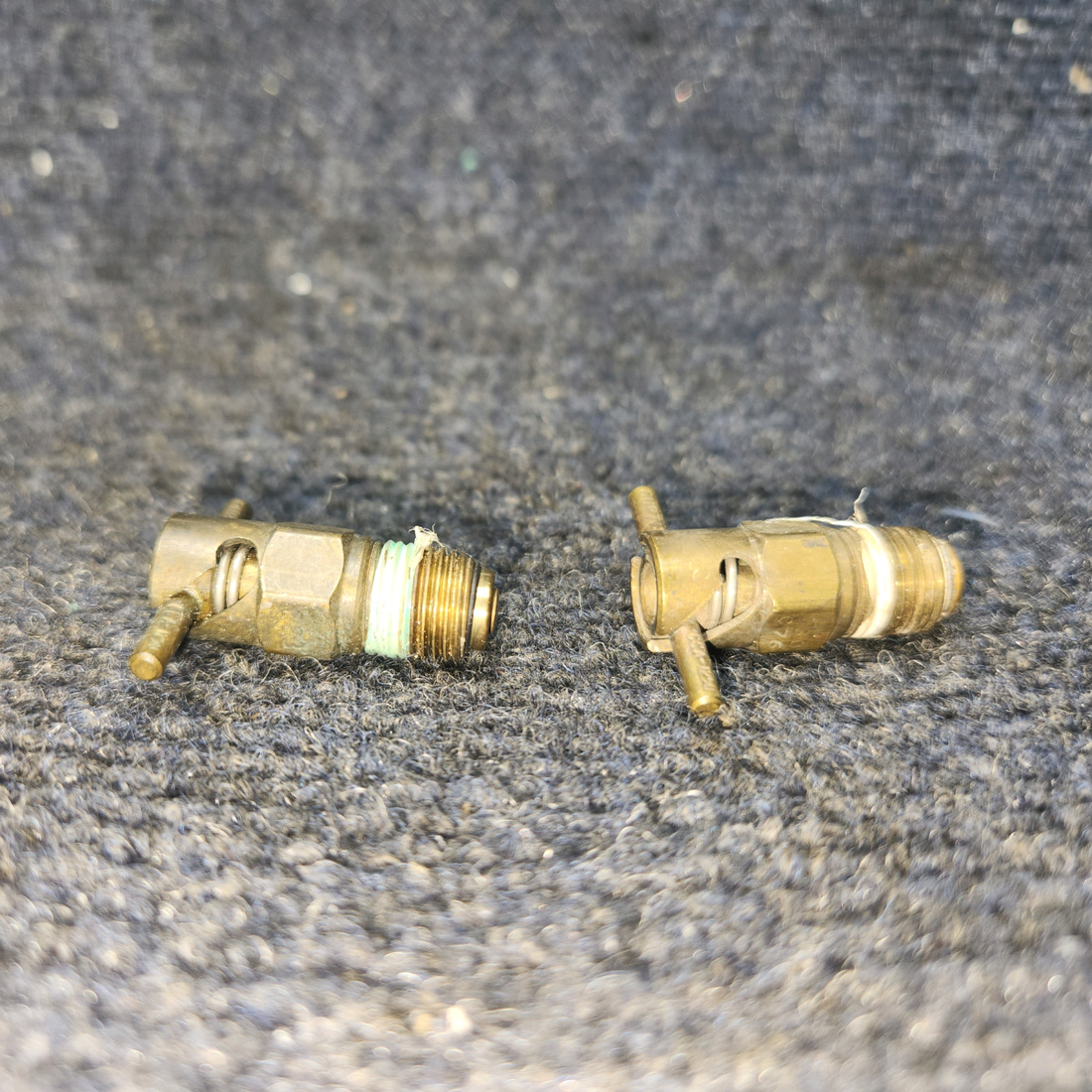 Used aircraft parts for sale, 49-022 Piper PA28-140 Fuel Tank Drain, Petcock Type – Set of 2.