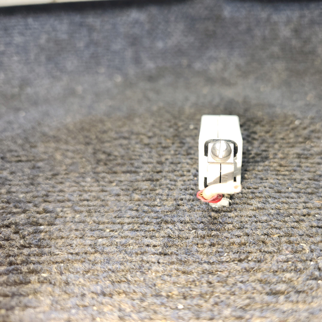 Used aircraft parts for sale, 7274-2-5 Klixon Cessna Circut Braker 5 Amps