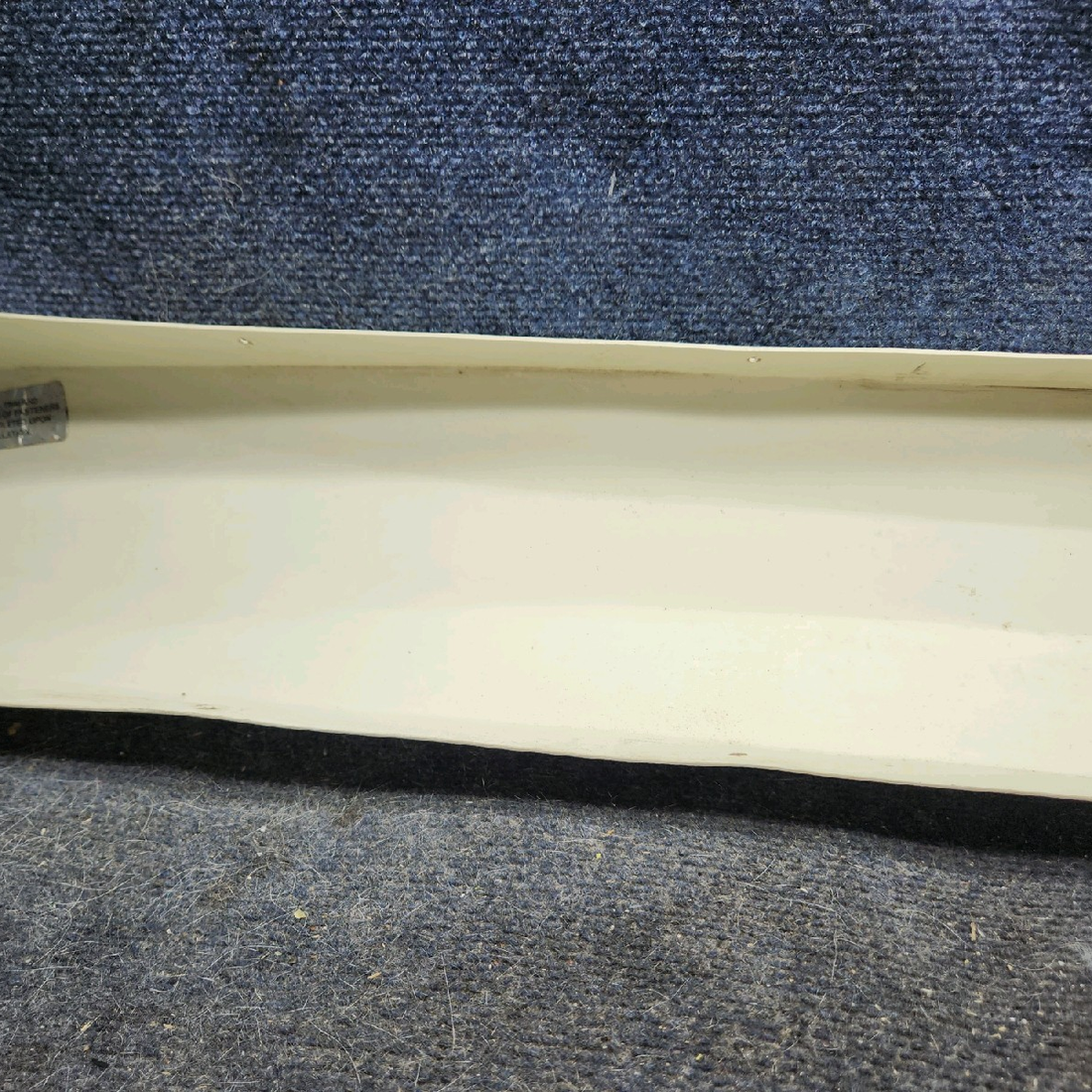 Used aircraft parts for sale, 76307-007 piper PA-28-181 Center Fresh Air Vent Duct